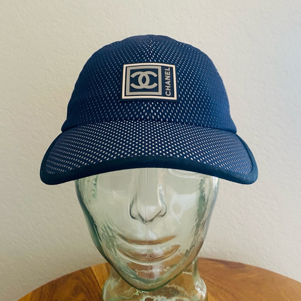 CHANEL RARE VINTAGE HAT